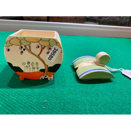 306 - Bizarre by Clarice Cliff lidded  preserve pot (8cm wide x 10cm tall including handle)(small chip to ... 