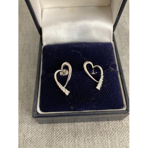 289 - 18ct white gold diamond heart earrings (hallmarked)