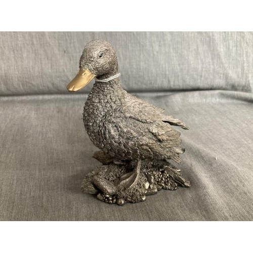 315 - Country Artists sterling silver (filled) duck 473g