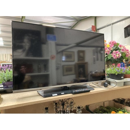 433 - Samsung VE40H5000AK TV with power lead and remote