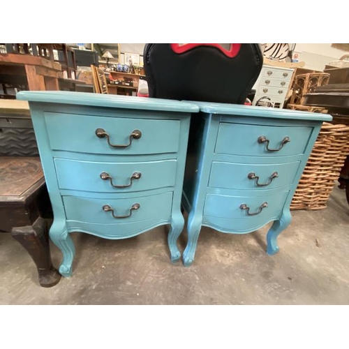 209 - Pair of painted 3 drawer bedside chests 66H 48W 35D