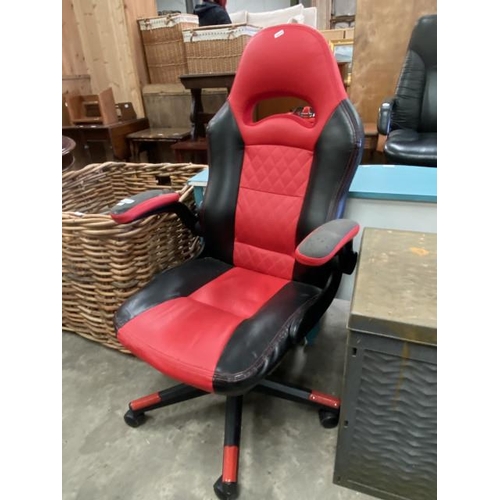 228 - Red and black leather gaming chair 67W