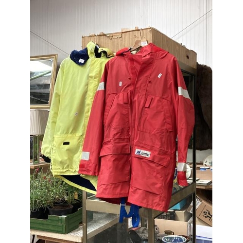 498 - High viz waterproof men's jacket (large), waterproof men's sailing jacket (large) & a pair of waterp... 