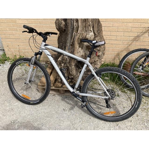 606 - SPECIALIZED Hardrock SE model no  EN14766 (sold as seen)