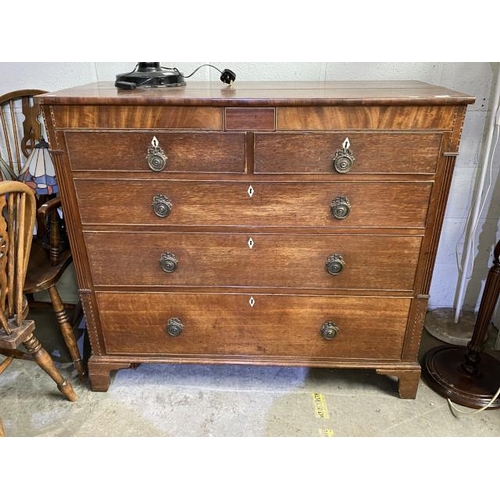 134 - Victorian oak 2 over 3 chest of drawers 108H 122W 54D