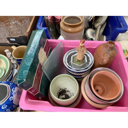 592 - Quantity of collectables inc.jelly moulds, dressing table set, plant pots, table mats, etc