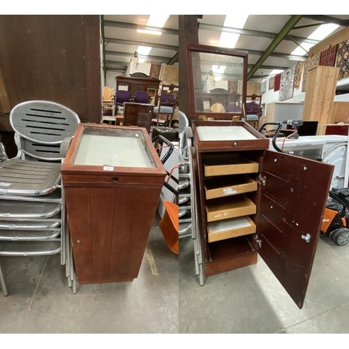 83 - Teak display case with 4 drawers to the interior (1 key) 110H 40W 42D