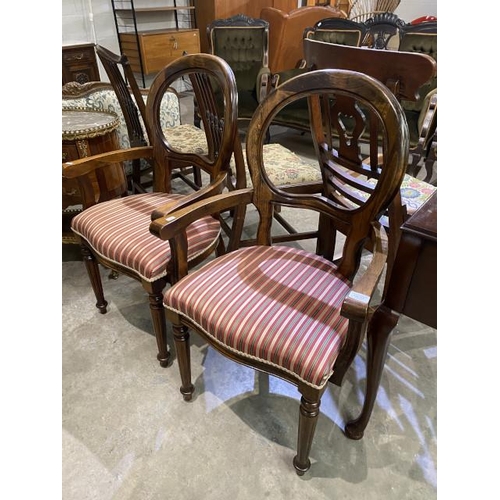 118 - Pair of French side chairs 60W