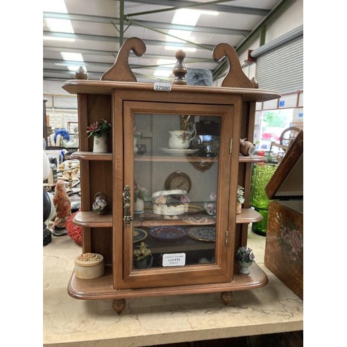 510 - Small display cabinet 35W 39H 10D of miniature collectables Inc. Royal Albert “Old Country Roses” et... 