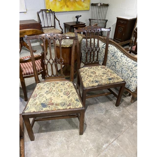 85 - Pair of Georgian Chippendale style chairs 56W