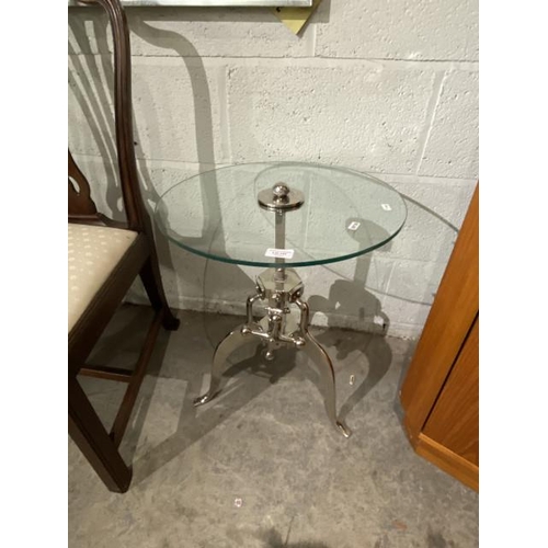 135 - Rise and fall contemporary glass and chrome side table 57H 45 diam