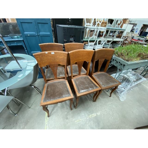 95 - 5 oak Arts & Crafts chairs 46W