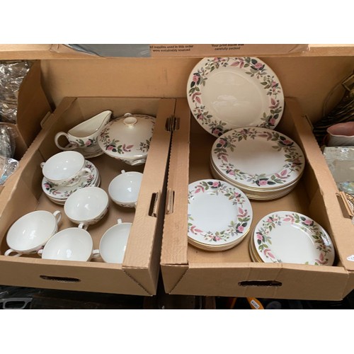 455 - 37 piece Wedgwood 'Hathaway Rose' dinner service, figurine, glassware, Cath Kidston coin purse, etc.