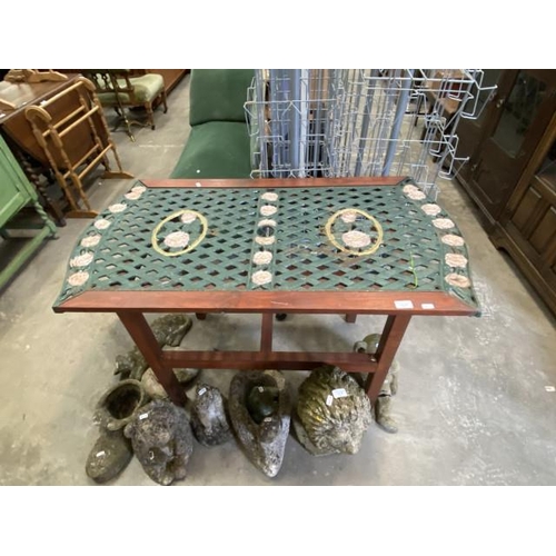 101 - Wood/metal garden table 76H 116W 63D