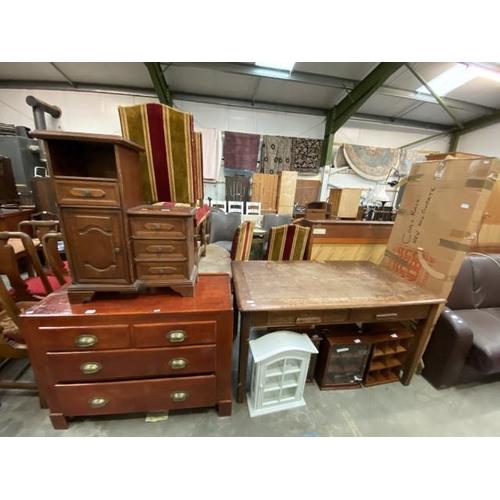 150 - 1950’s oak desk 75H 136W 76D,  lacquered pine chest of drawers 76H 100W 45D etc