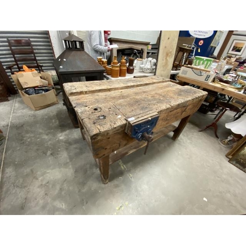 215 - Vintage work bench with Paramo No 51 vice 78H x 138W x 77D