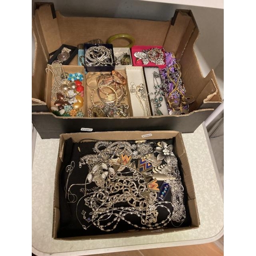 360 - 2 boxes of jewellery inc. costume, vintage, diamante, etc.