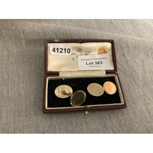 363 - Pair of 9ct gold cufflinks (approx. 8g)