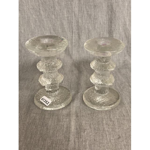 428 - Pair of mid century 3 ring Festivo candlesticks by Timo Sarpaneva ( Finland 1926-2006) for Littala 1... 