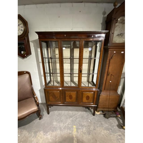 71 - Edwardian mahogany display cabinet 175H x 114W x 35D