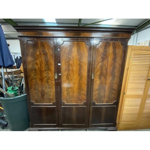 175 - Waring + Gillow Ltd Mahogany triple wardrobe  205H 180W
50D