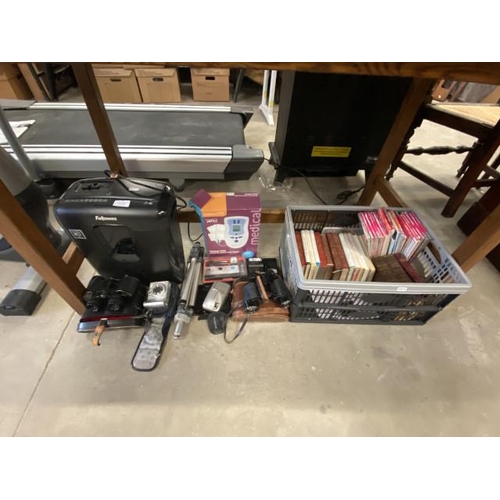 257 - Fellowes shredder, HACO 8x30 binoculars, Ritzmar 12x40 binoculars, OS maps, Kodak Instamatic 400 cam... 