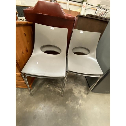 64 - 4 Italian Congress Calligaris chairs