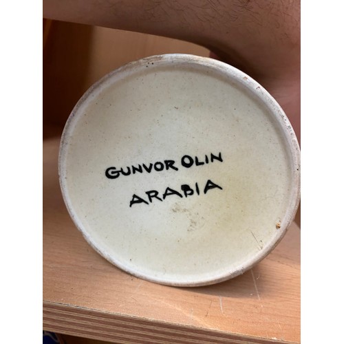 305 - Gunvor Olin-Gronqvist for Arabia, Finland vase 16cm high