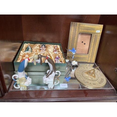 370 - Shelf of collectables inc. Border Fine Arts, brass sundial, boxed Henry VIII & wives figurine set (o... 