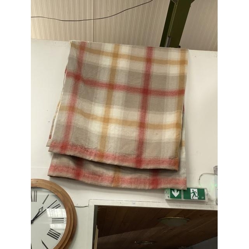 500 - Pair of tartan style lined curtains 220cm wide x 200cm drop