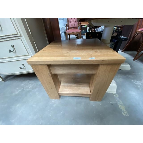 67 - Solid oak occasional table 44H 50W 50D