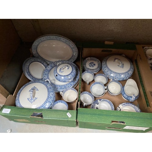 442 - 8 boxes of part tea & dinner sets inc. Aynsley, Queen's, Wood & Son Ltd 