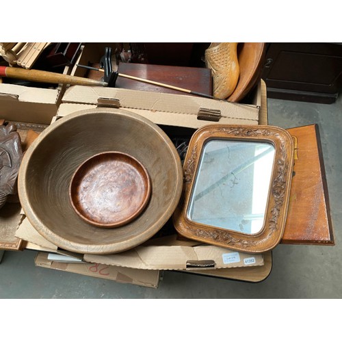 378 - Collection of treen including driftwood bowl, Edw. serving tray, burr walnut bowl, turned wood bowl,... 