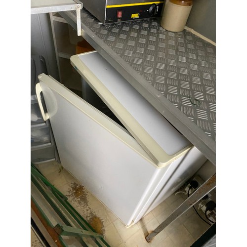 496 - Catering van to include under counter fridge and freezer, table top fridge, microwave, Novo coffee m... 