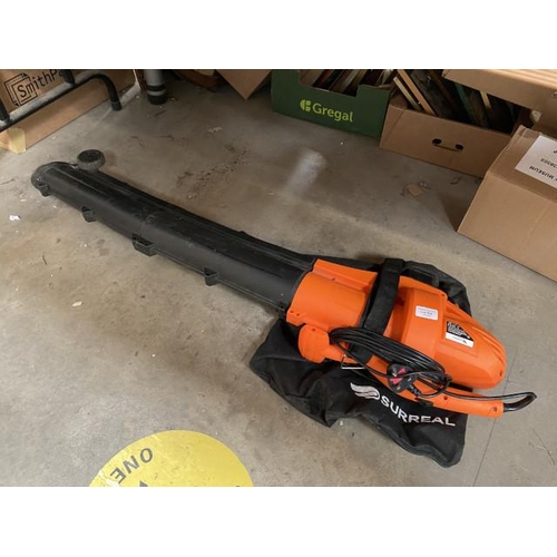 504 - Surreal leaf blower/ vac