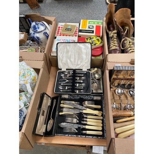 470 - Quantity of collectables including silver plate cutlery, Colclough coffee set, Japanese tea set , vi... 