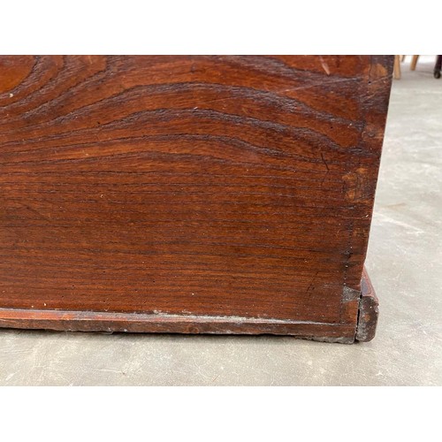 511 - Victorian elm blanket box/tool chest 40H 86W 46D