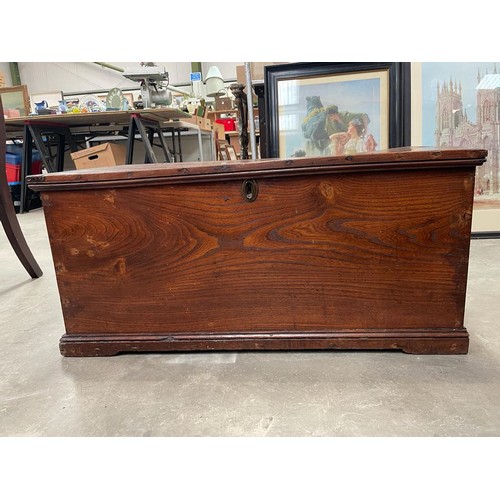 511 - Victorian elm blanket box/tool chest 40H 86W 46D