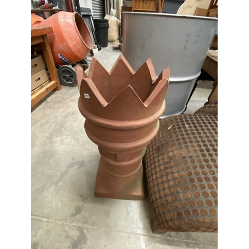 111 - Victorian crown chimney pot 75H