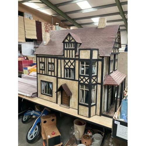 542 - Vintage dolls house (no furniture) 110H 110W 70D