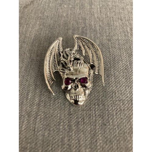 280 - Silver skull & bat brooch