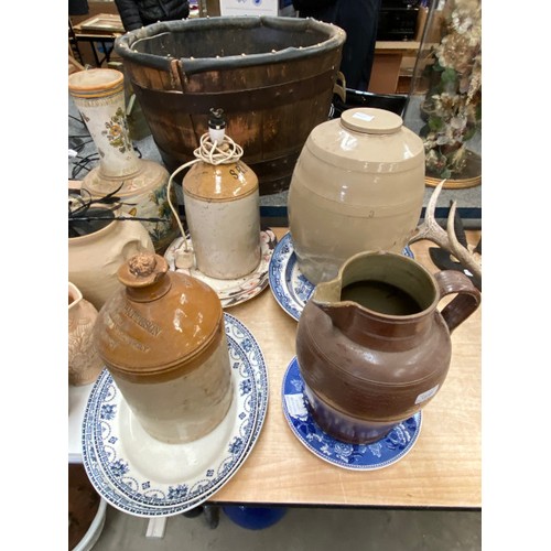 451 - Quantity of tea wares, ceramics Steward & Patterson stone beer bottle, stone pitcher, meat platters,... 