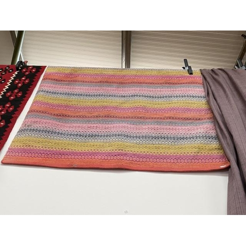 73 - Contemporary striped rug 180 x 114cm