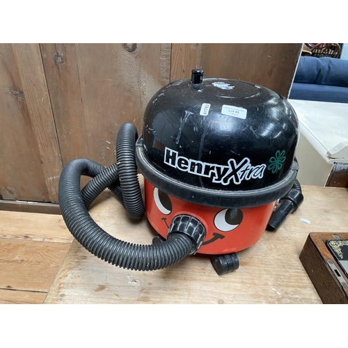 86 - Henry Xtra vacuum