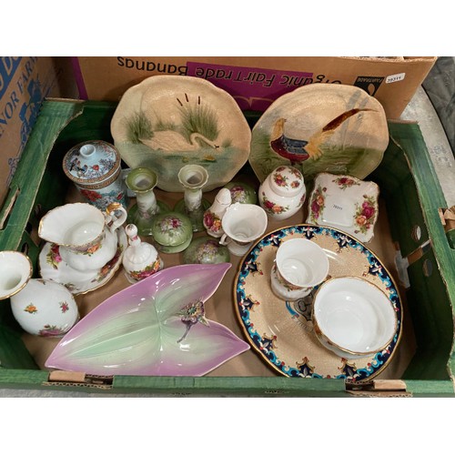 543 - 6 boxes of collectables including Royal Albert 