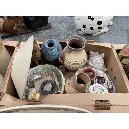 536 - 8 boxes of assorted collectables incl. Mason's Ironstone, Spode display plates, oriental ware, Carlt... 