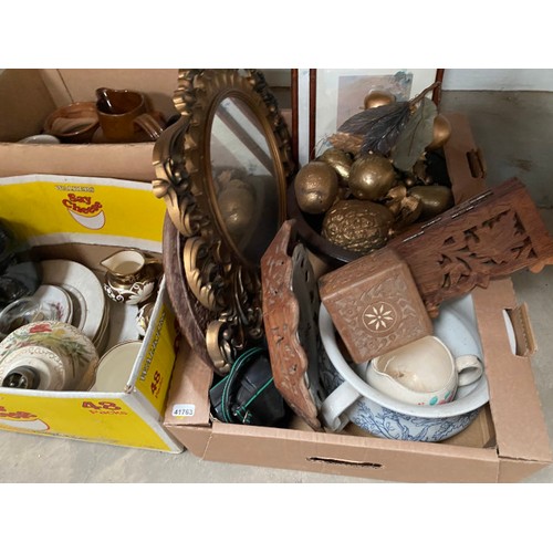 549 - Quantity of assorted collectables incl, treen, tea wares, Lustre ware, Mason's, cutlery, stoneware e... 