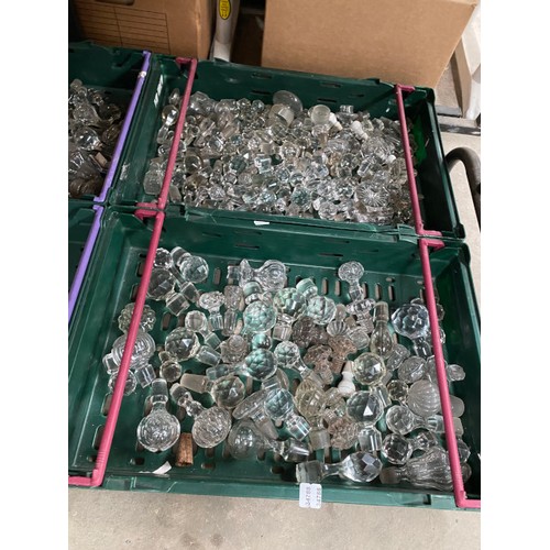 540 - 4 good boxes of glass door knobs including cut glass etc