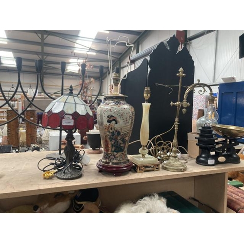 446 - 4 table lamps inc. Tiffany style, brass, onyx etc.