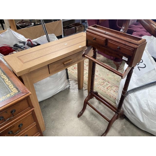 499 - Morris Furniture oak console table 85H 90W 300D and a reproduction gents valet 121H 55W 40D